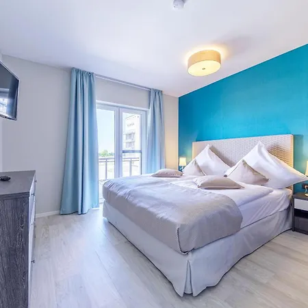 5 Sterne Boddenkieker Mit Grosser Eckterrasse Und Boddenblick