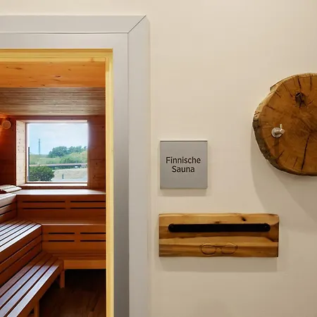 5 Sterne Boddenkieker Mit Grosser Eckterrasse Und Boddenblick